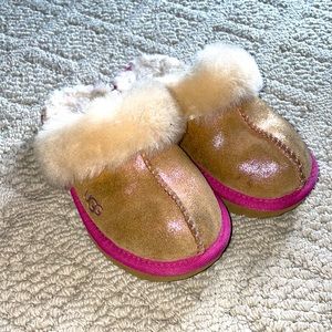 Ugg Cozy II Scuff Slipper Sz 5-6